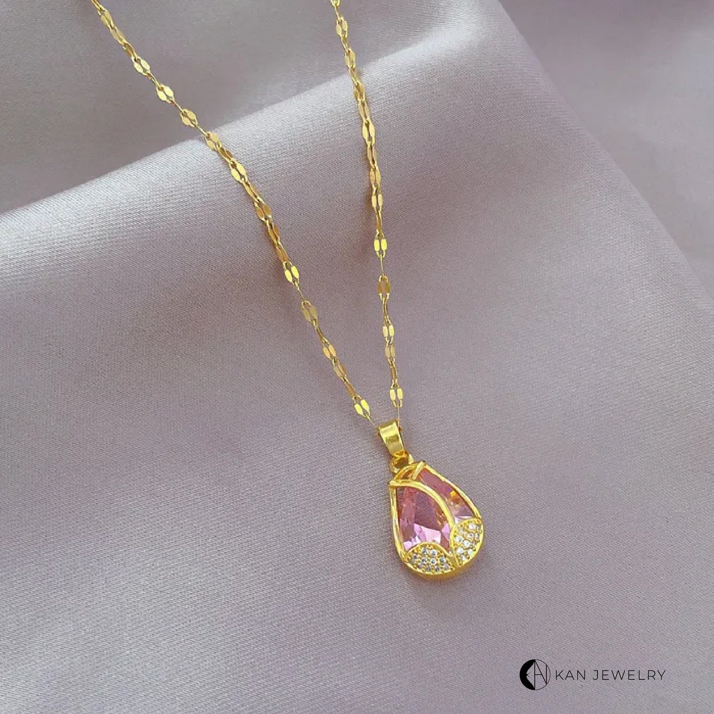 Collar de tulipan rosa con cadena de acero y titanio