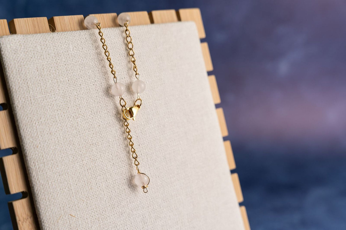 Pulsera de acero con piedra ojo de tigre o cuarzo rosa