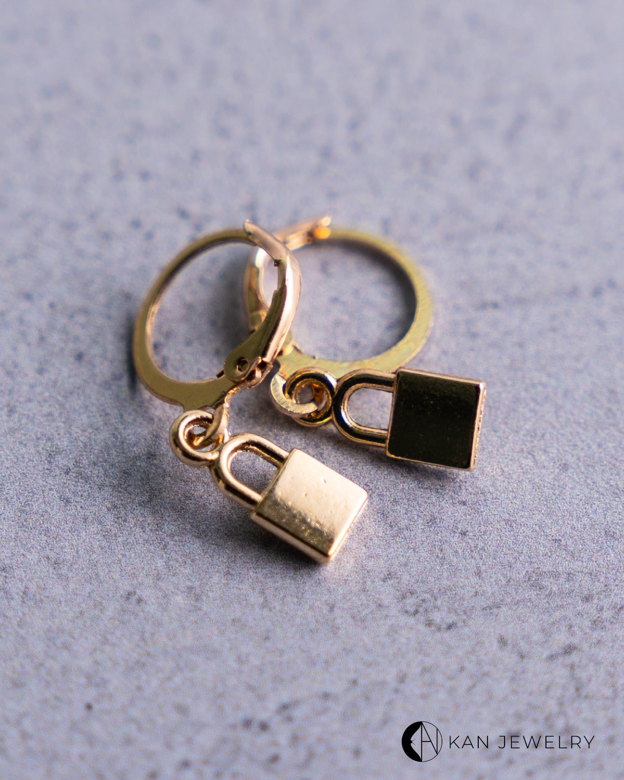 Aretes de candado