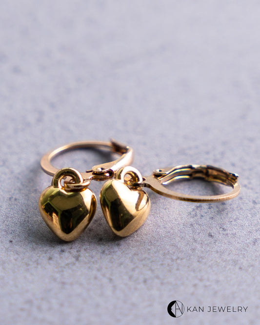 Aretes de corazón globo