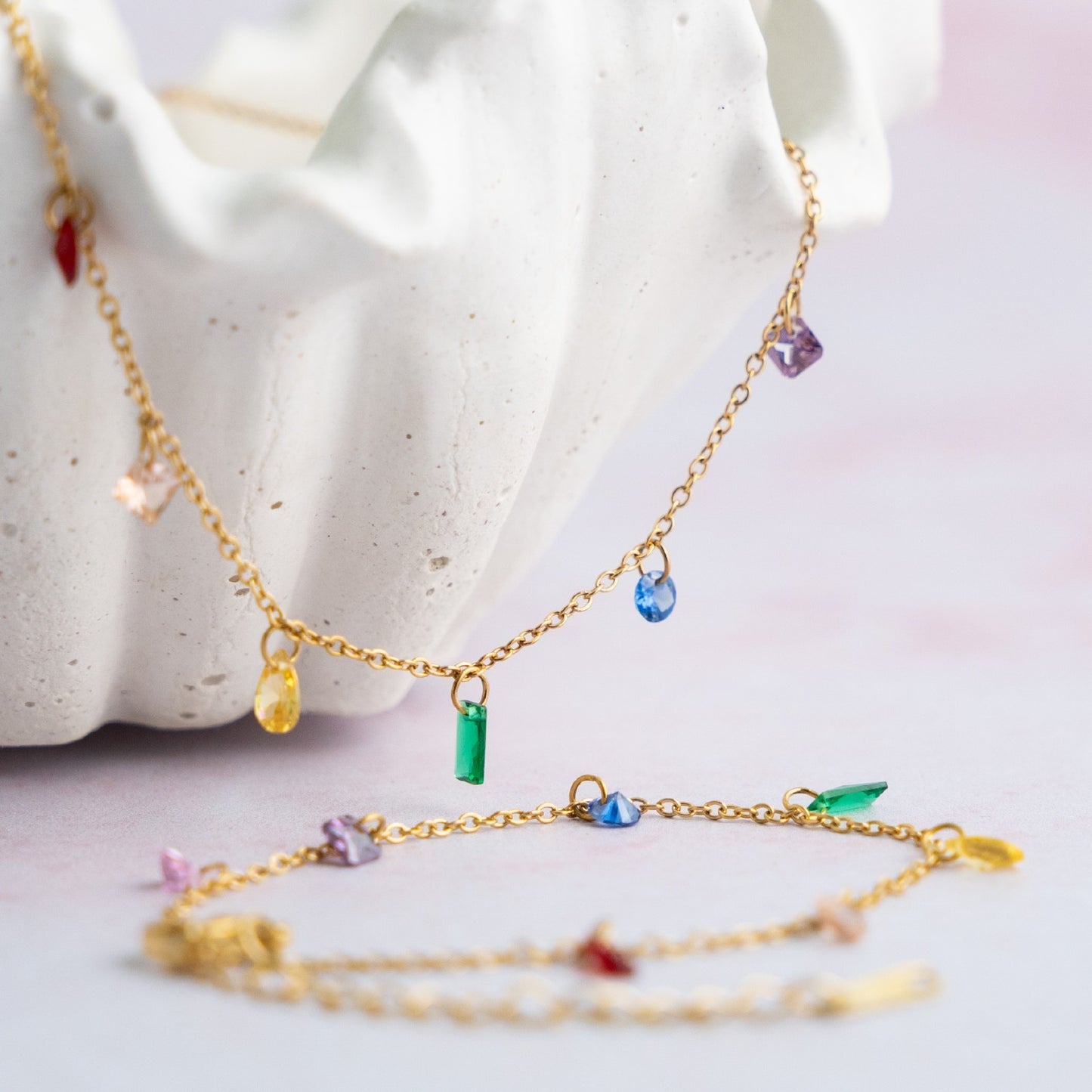 Conjunto de collar y pulsera de cristales