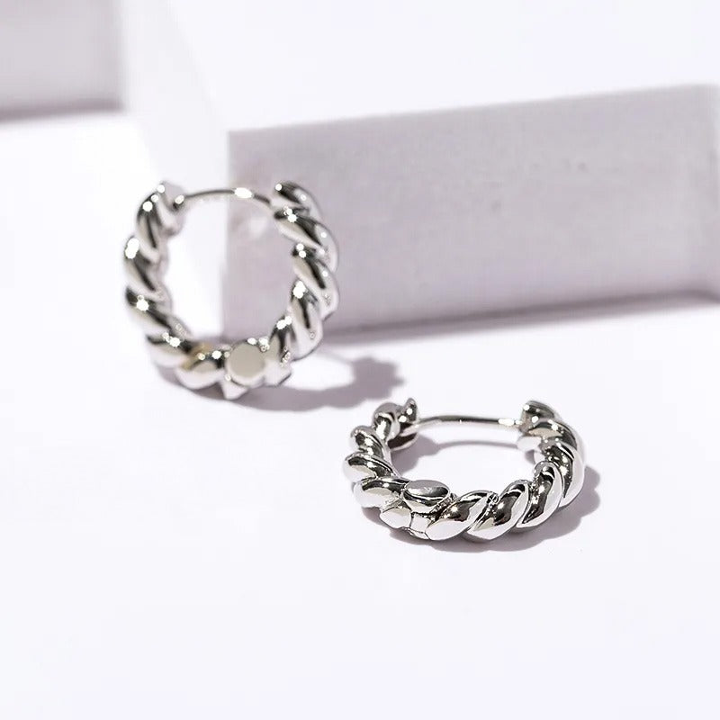 Aura Twist Hoop Earrings
